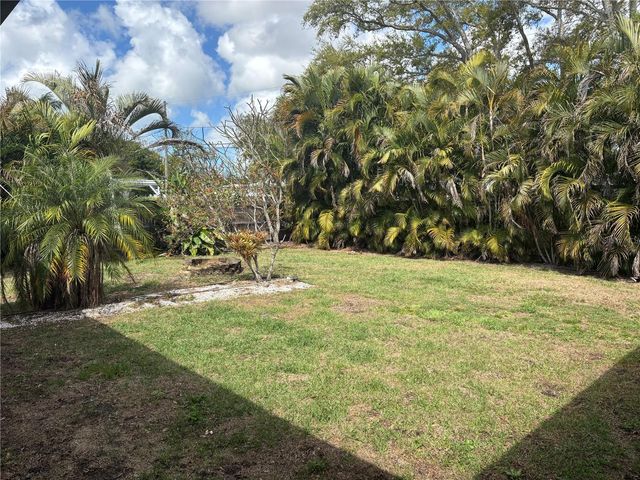 6145 1ST AVENUE N, St Petersburg, FL 33710