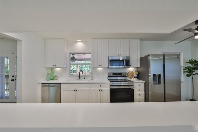 6145 1ST AVENUE N, St Petersburg, FL 33710