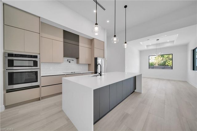 1003 Embers PKWY W, Cape Coral, FL 33993