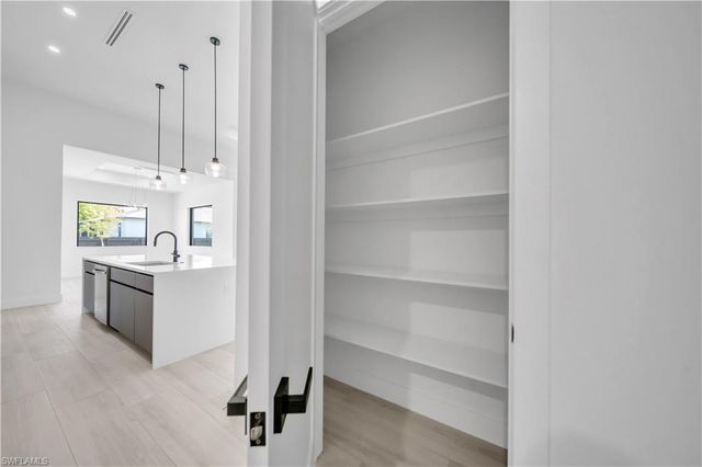 1003 Embers PKWY W, Cape Coral, FL 33993