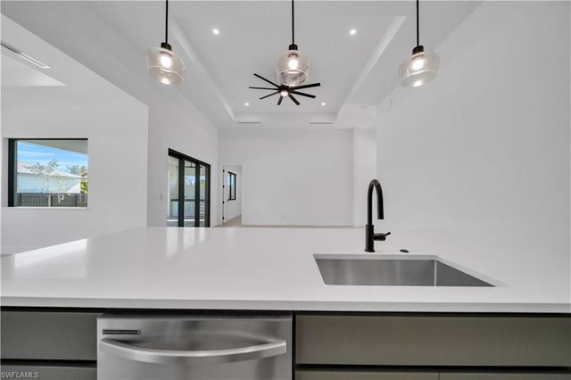 1003 Embers PKWY W, Cape Coral, FL 33993