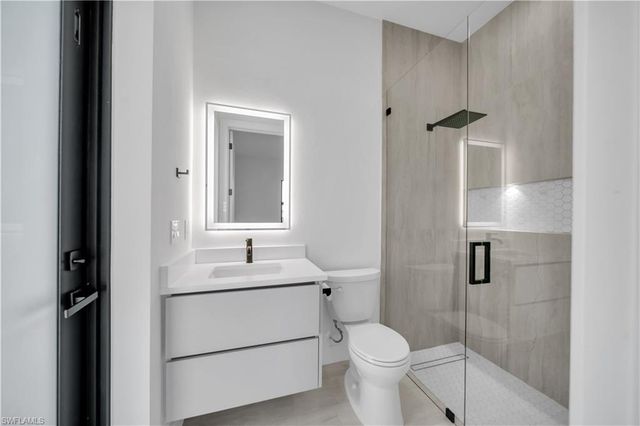 1003 Embers PKWY W, Cape Coral, FL 33993