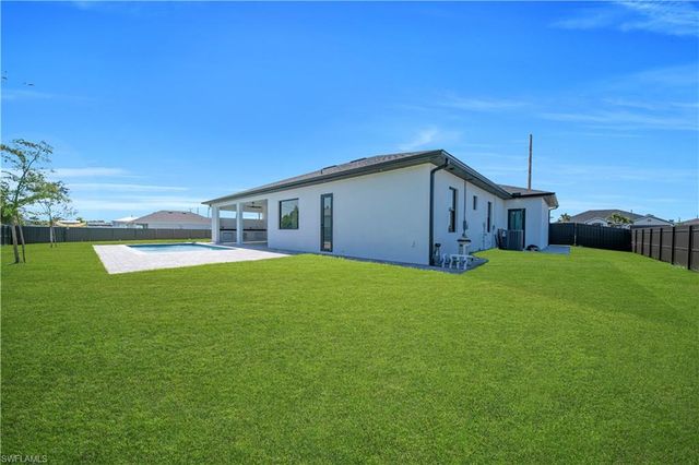 1003 Embers PKWY W, Cape Coral, FL 33993