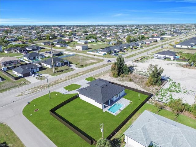 1003 Embers PKWY W, Cape Coral, FL 33993