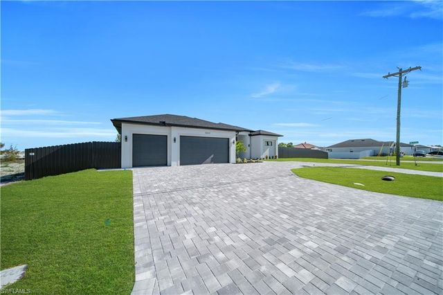 1003 Embers PKWY W, Cape Coral, FL 33993