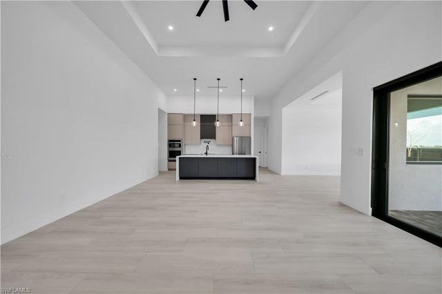 1003 Embers PKWY W, Cape Coral, FL 33993