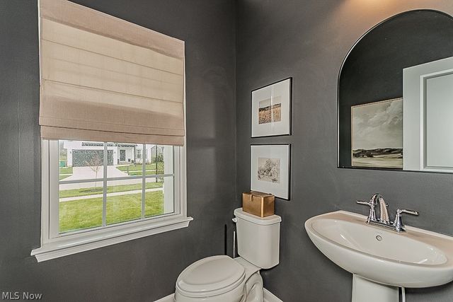 8349 Bedaos Drive, Mentor, OH 44060