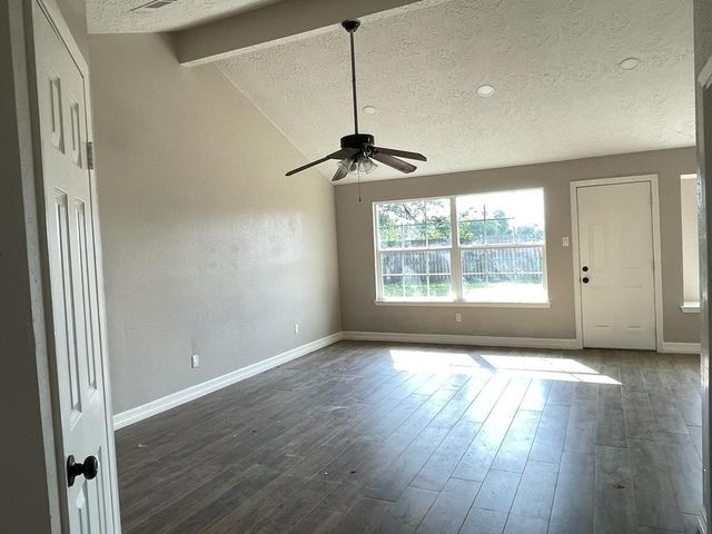 16910 Quail Glen Drive, Missouri City, TX 77489
