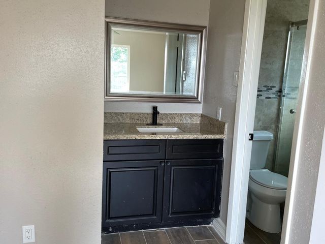 16910 Quail Glen Drive, Missouri City, TX 77489