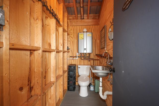 314 Tucker Mill Road, New Boston, NH 03070
