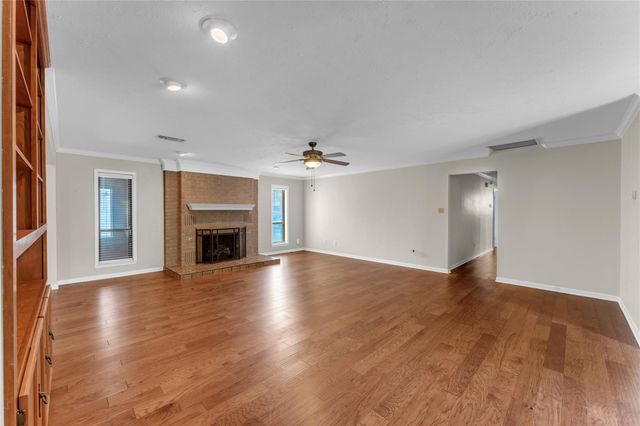 217 Corder LN, Burnet, TX 78611