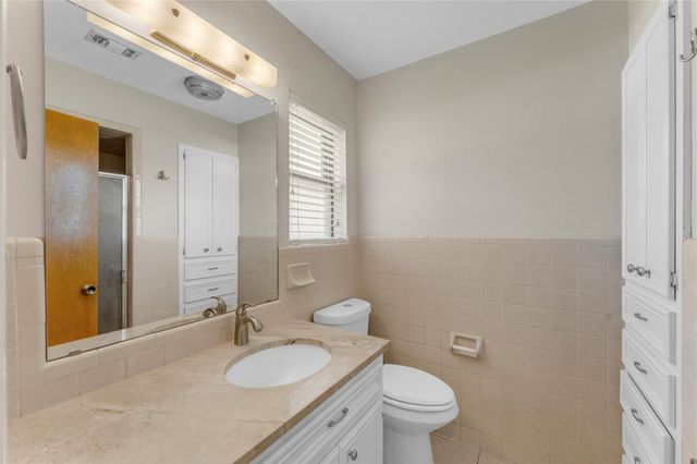217 Corder LN, Burnet, TX 78611