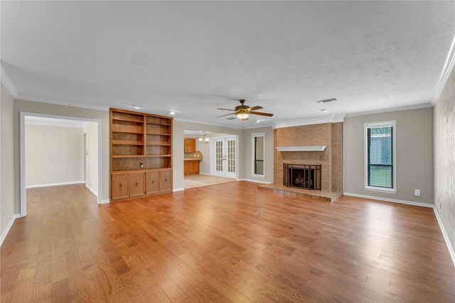 217 Corder LN, Burnet, TX 78611