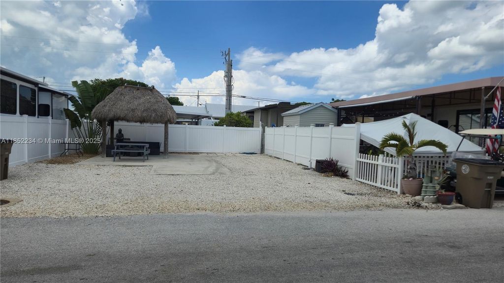 325 Calusa St lot 78, Key Largo, FL 33037