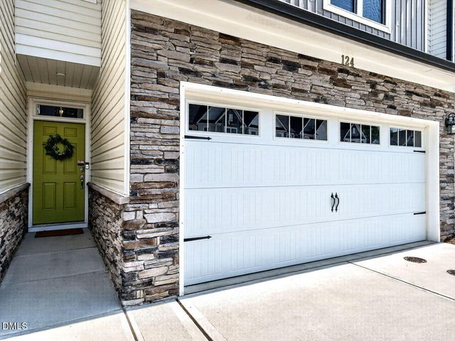 124 Orvis Drive, Holly Springs, NC 27540