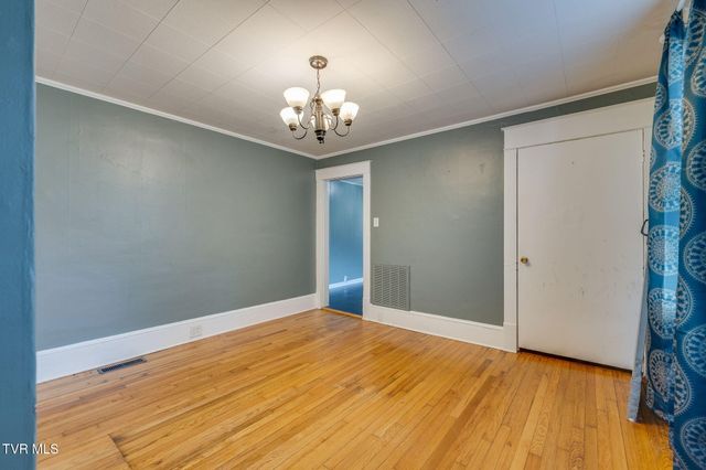 905 Kentucky Avenue, Bristol, TN 37620