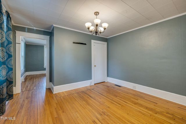 905 Kentucky Avenue, Bristol, TN 37620