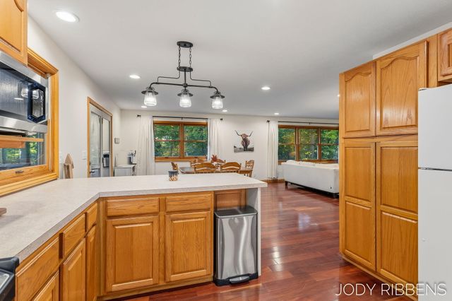 3215 Buchanan Street, Marne, MI 49435