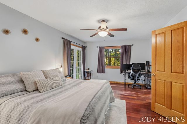 3215 Buchanan Street, Marne, MI 49435