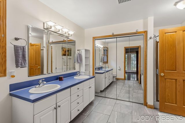 3215 Buchanan Street, Marne, MI 49435