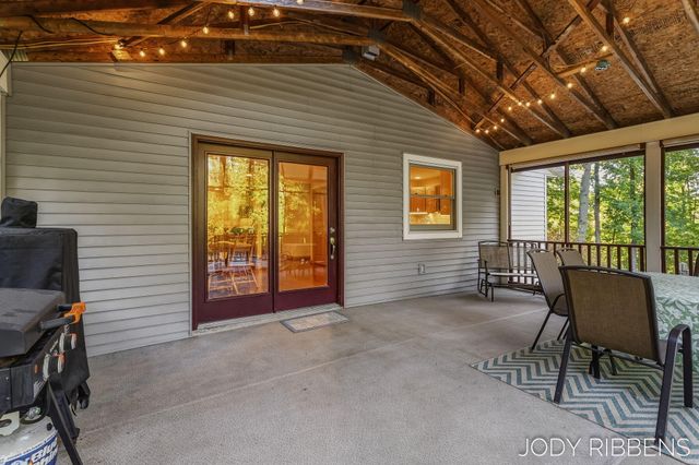 3215 Buchanan Street, Marne, MI 49435
