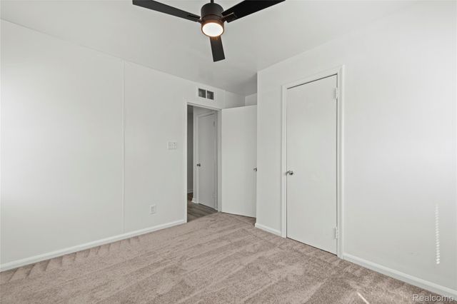 23435 Vance Avenue, Hazel Park, MI 48030