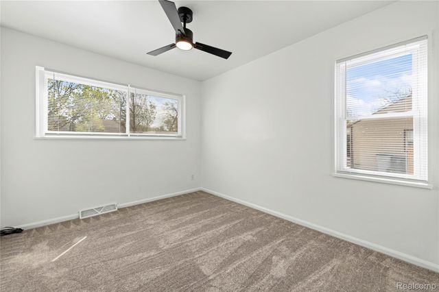 23435 Vance Avenue, Hazel Park, MI 48030