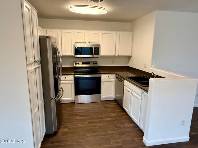 17517 W VENTURA Street, Surprise, AZ 85388