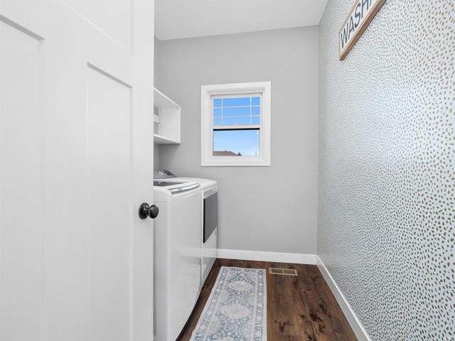 3077 Leon Cove, Fort Wayne, IN 46845