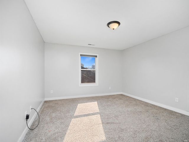 3077 Leon Cove, Fort Wayne, IN 46845