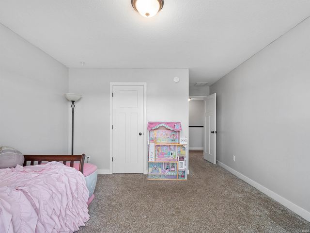 3077 Leon Cove, Fort Wayne, IN 46845