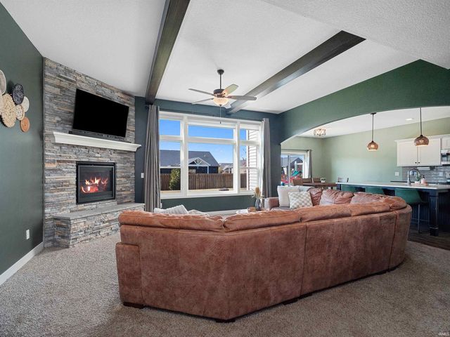 3077 Leon Cove, Fort Wayne, IN 46845