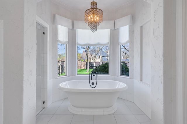 6262 Turner Way, Dallas, TX 75230