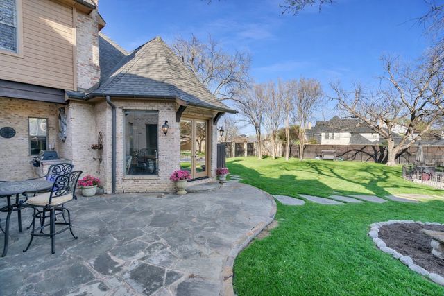 6262 Turner Way, Dallas, TX 75230