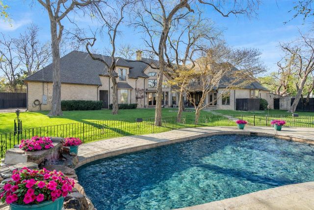 6262 Turner Way, Dallas, TX 75230