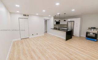 2100 Springdale Blvd 314, Palm Springs, FL 33461