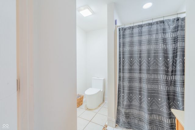 1260 N Lawrence Hollow Drive, Bloomfield, IN 47424
