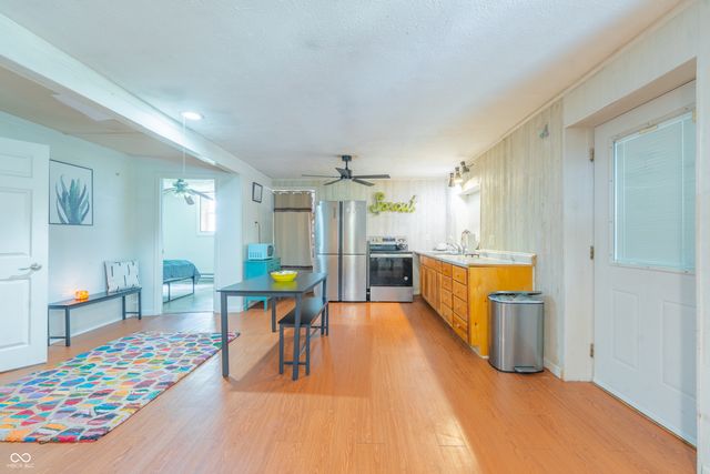 1260 N Lawrence Hollow Drive, Bloomfield, IN 47424