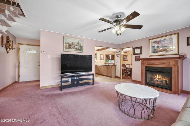 4 Farmbrook Drive, Old Bridge, NJ 08857