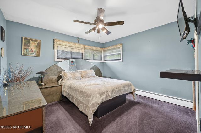 4 Farmbrook Drive, Old Bridge, NJ 08857