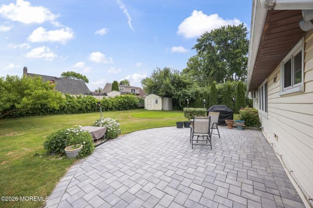 4 Farmbrook Drive, Old Bridge, NJ 08857