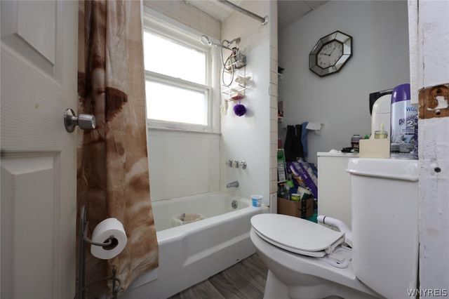 1841 Michigan Avenue, Niagara Falls, NY 14305