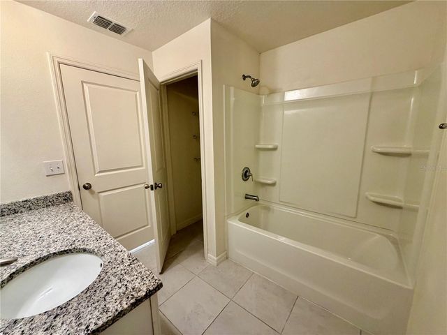 240 SUMMERLIN LOOP, Haines City, FL 33844