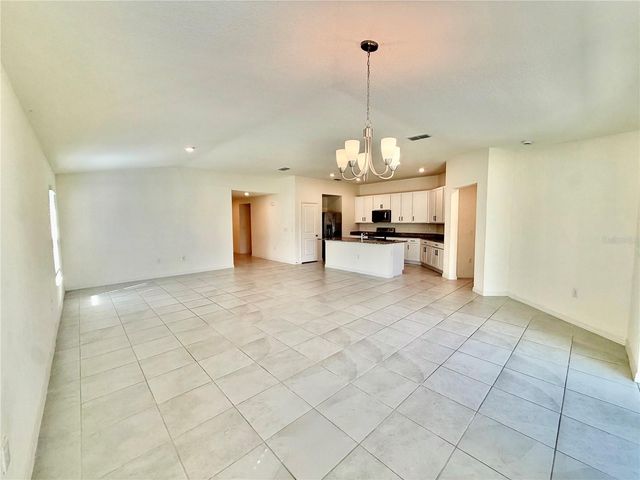 240 SUMMERLIN LOOP, Haines City, FL 33844