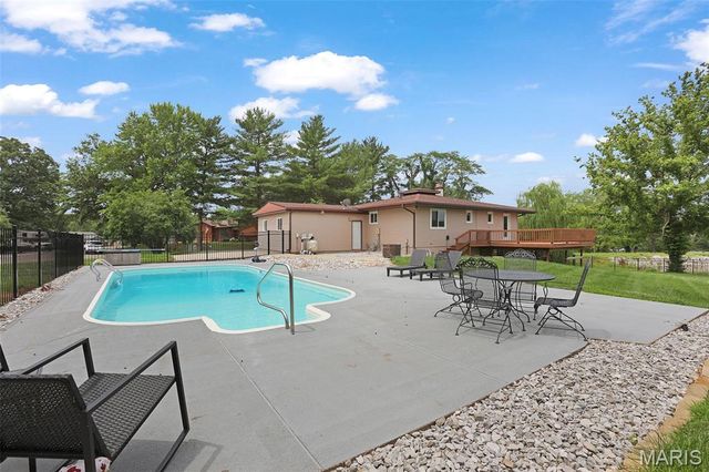 1674 Su Twan Drive, Worden, IL 62097