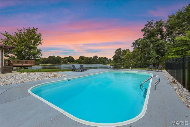 1674 Su Twan Drive, Worden, IL 62097