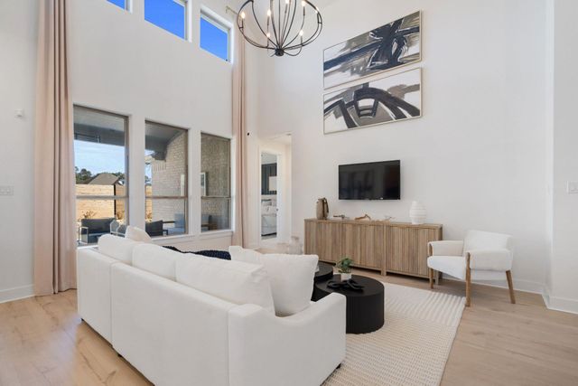 402 Raleigh DR, Georgetown, TX 78633