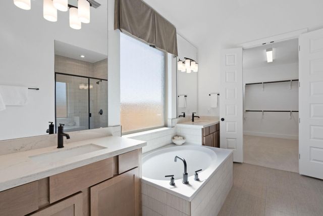 402 Raleigh DR, Georgetown, TX 78633