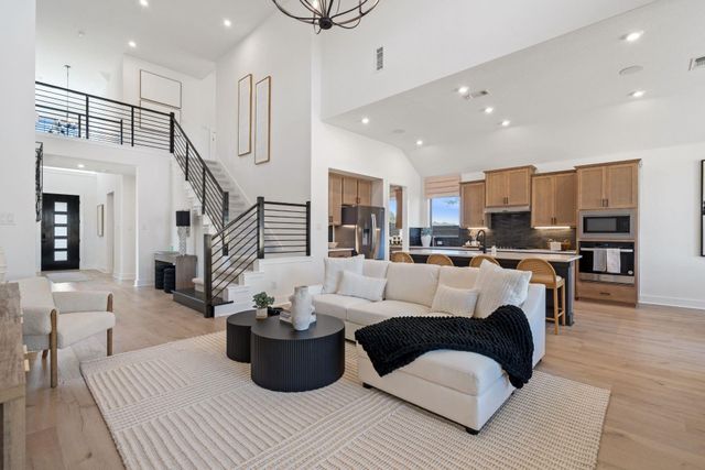 402 Raleigh DR, Georgetown, TX 78633