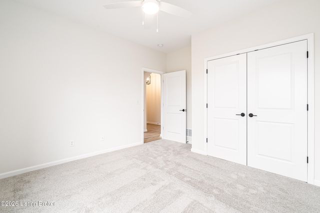 10112 Cedar Valley Ct, Louisville, KY 40291